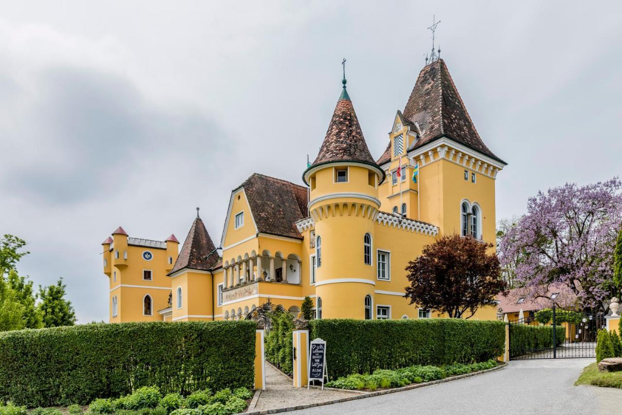 Georgi Schloss - Boutique Hotel Ehrenhausen Exterior photo